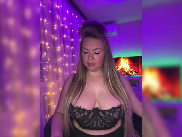 VictoriaDiamo's BongaCams show and profile