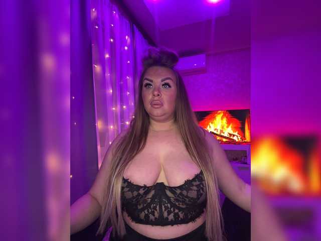 VictoriaDiamo's BongaCams show and profile