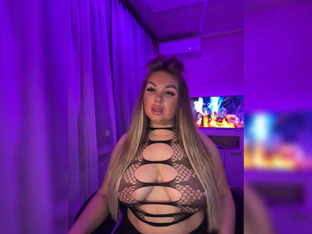 VictoriaDiamo live cam on BongaCams