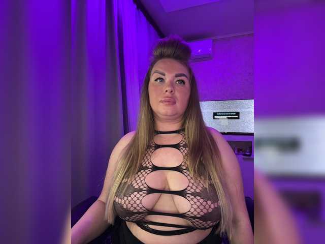 VictoriaDiamo live cam on BongaCams
