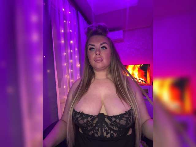 VictoriaDiamo's BongaCams show and profile