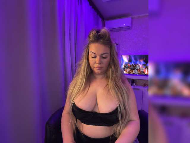 Victoriafoxxx live cam