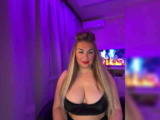 VictoriaFoxxx webcam