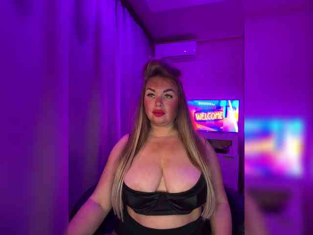 VictoriaFoxxx webcam