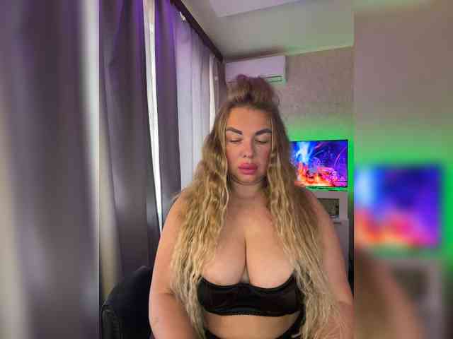 VictoriaFoxxx webcam
