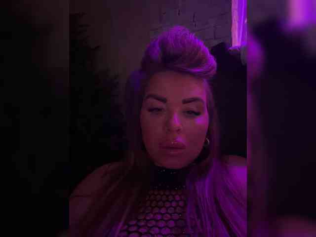 VictoriaFoxxx webcam