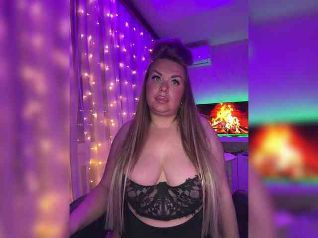 VictoriaFoxxx webcam