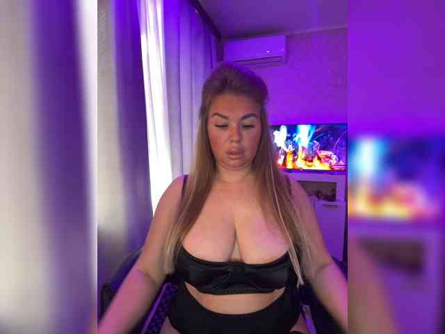 VictoriaDiamo