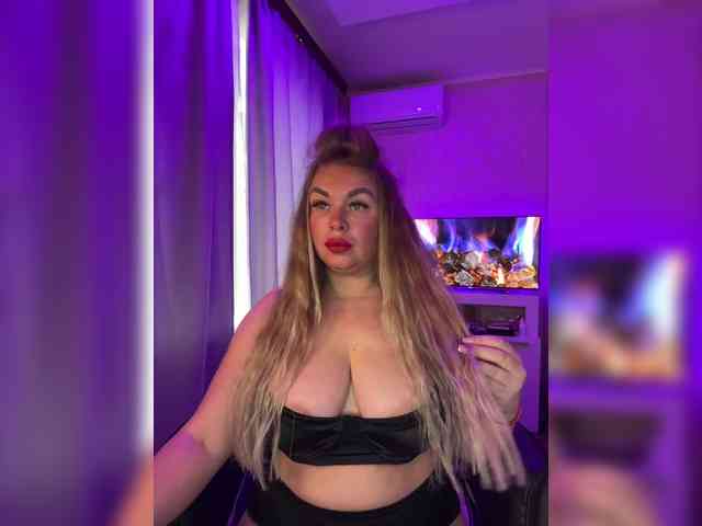 VictoriaFoxxx webcam