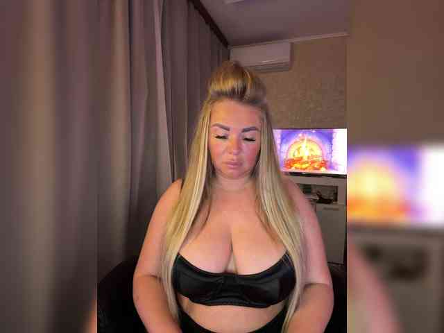 VictoriaFoxxx webcam