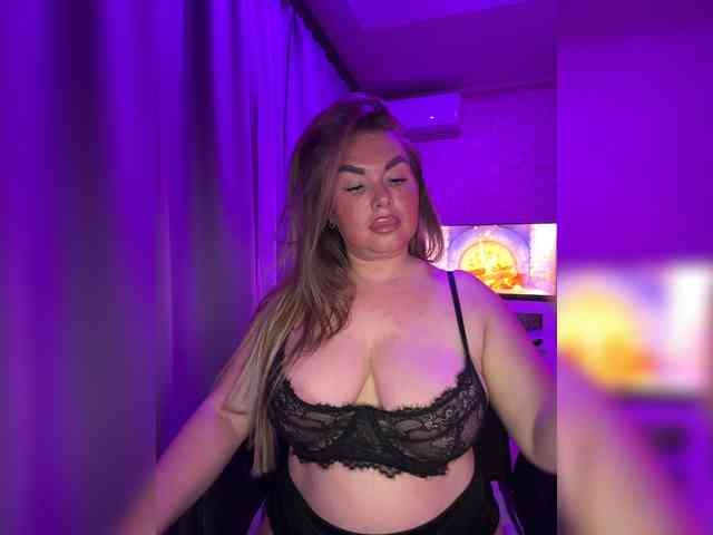 VictoriaFoxxx webcam