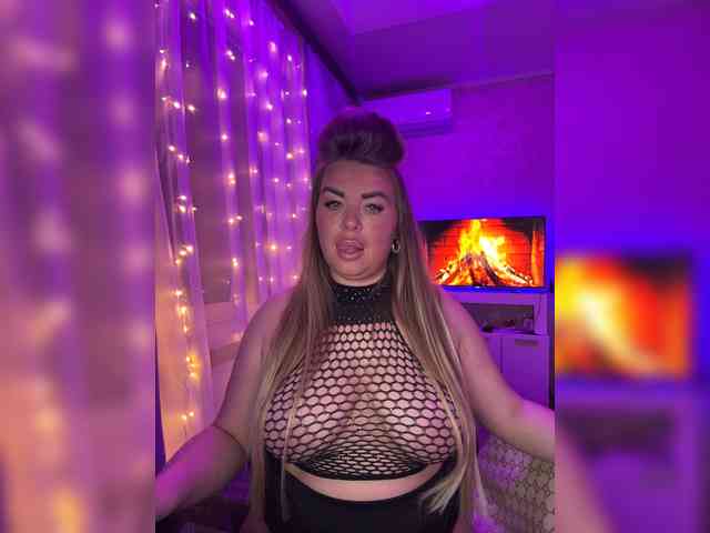 VictoriaFoxxx webcam