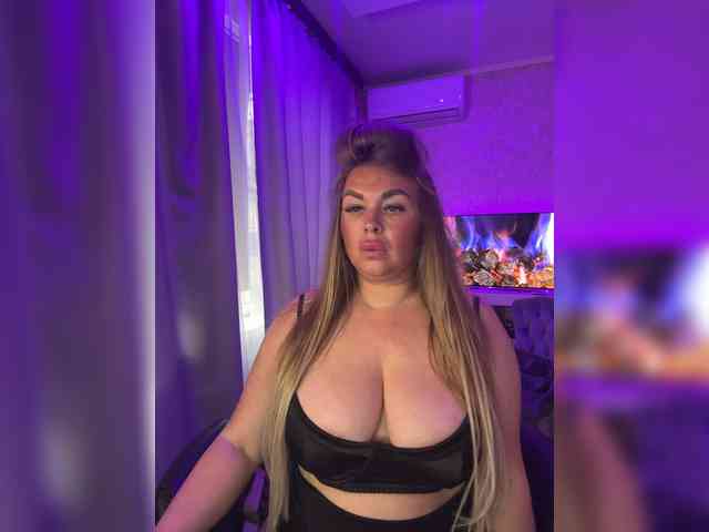 VictoriaFoxxx webcam