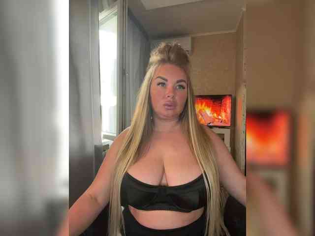 Modella: VictoriaFoxxx