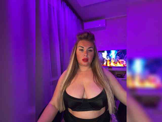 VictoriaFoxxx webcam