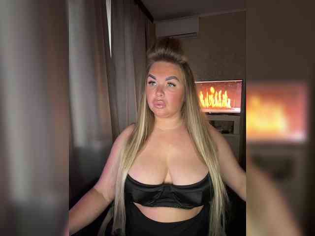 VictoriaFoxxx webcam