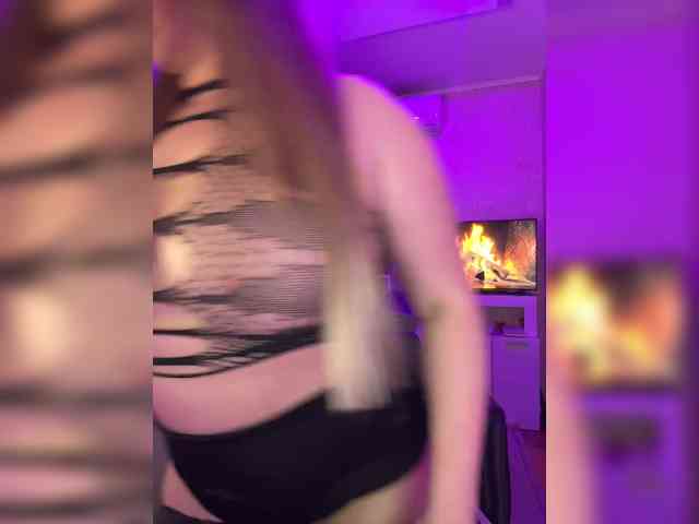 VictoriaFoxxx webcam