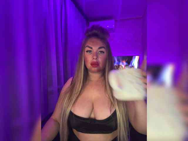 VictoriaFoxxx webcam