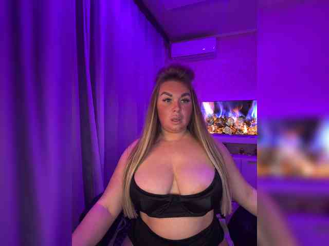 VictoriaFoxxx webcam