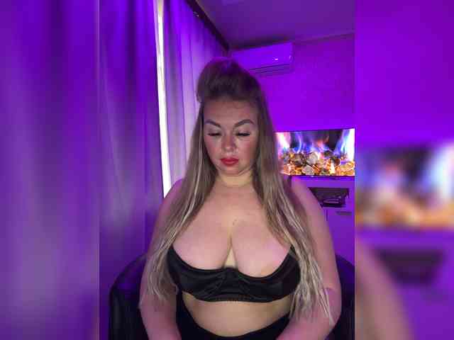 VictoriaFoxxx webcam