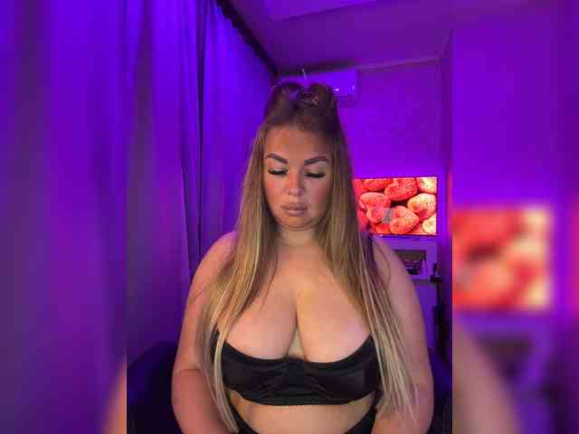 VictoriaFoxxx webcam