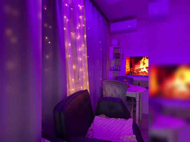 VictoriaFoxxx webcam