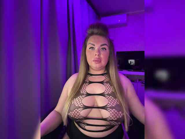 VictoriaFoxxx webcam