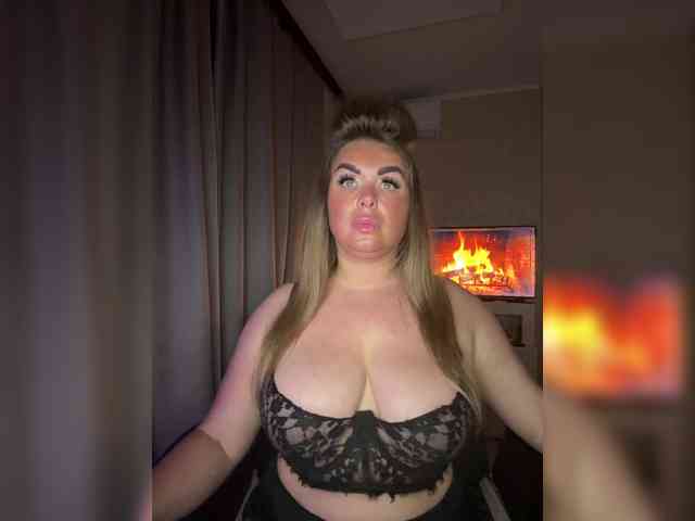 VictoriaFoxxx webcam