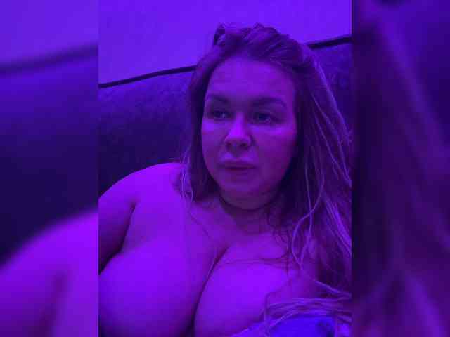VictoriaFoxxx webcam