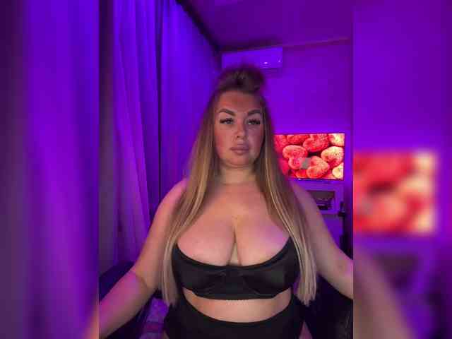 VictoriaFoxxx webcam