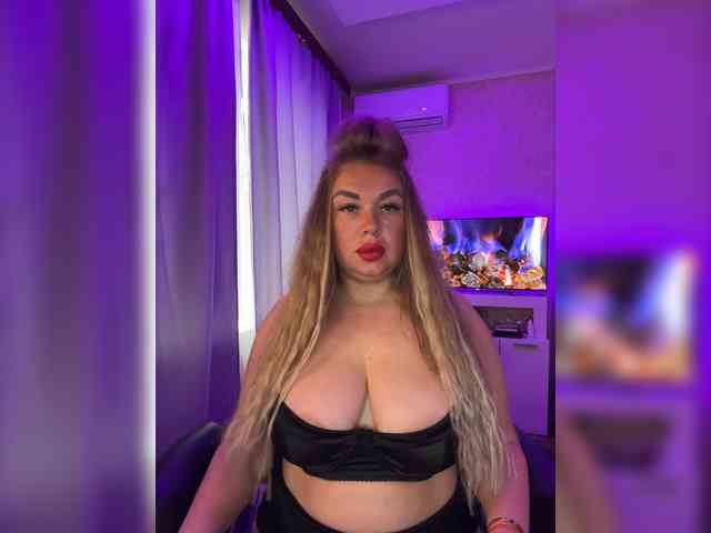 VictoriaFoxxx webcam