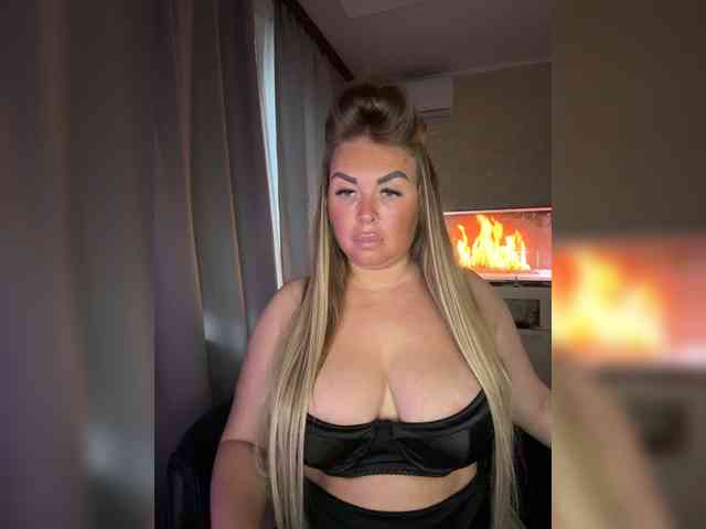 VictoriaFoxxx webcam