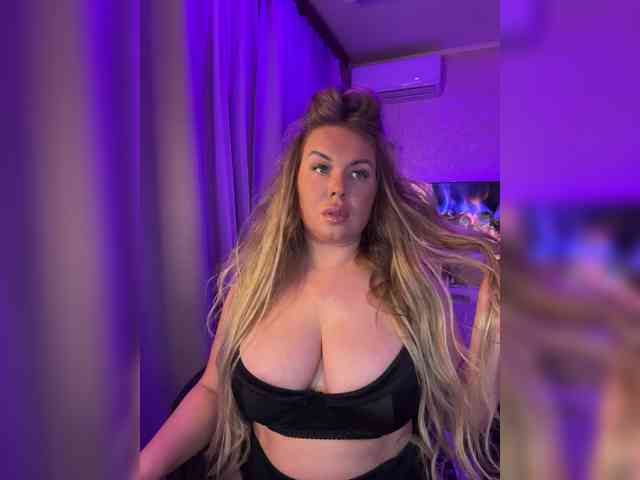Model: VictoriaFoxxx