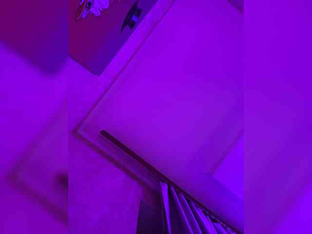 VictoriaFoxxx webcam