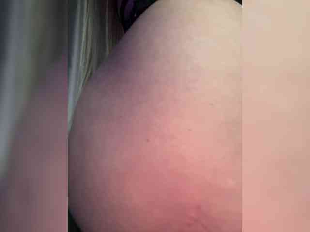VictoriaFoxxx webcam