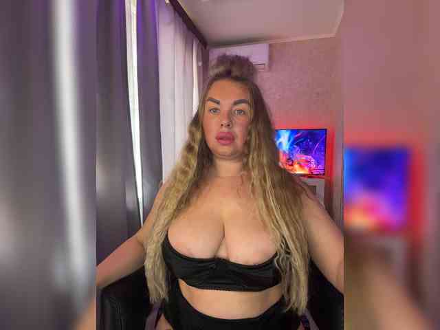 VictoriaFoxxx webcam