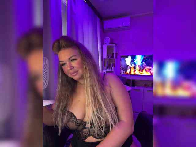 Model: VictoriaFoxxx