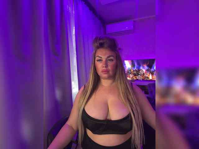VictoriaFoxxx webcam