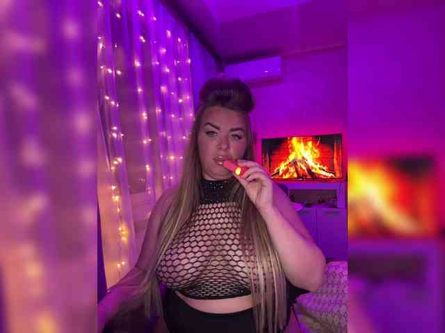 VictoriaFoxxx webcam