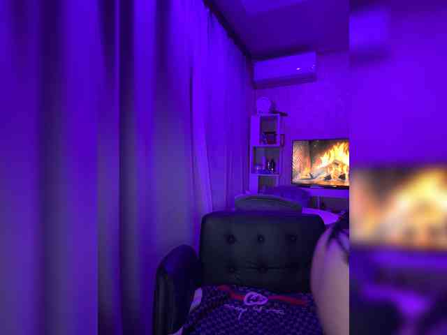 VictoriaFoxxx webcam