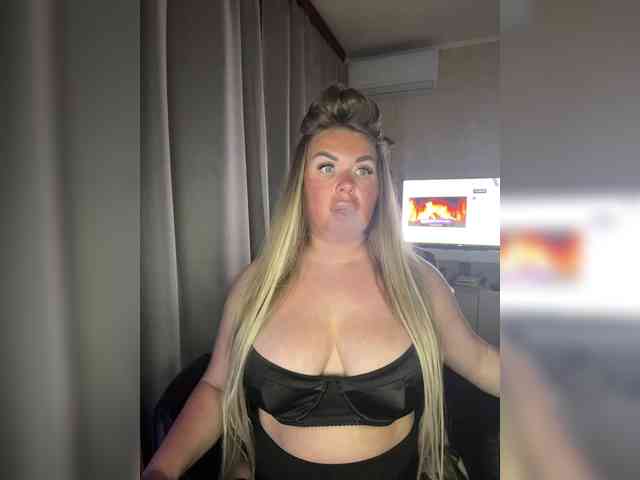 VictoriaDiamo Sex Cam Show