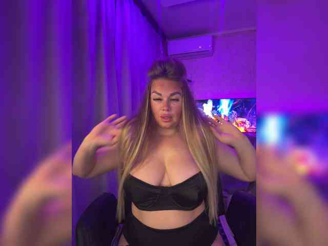 VictoriaFoxxx webcam