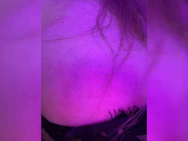 VictoriaFoxxx webcam