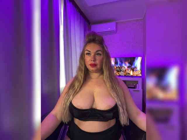 VictoriaFoxxx webcam