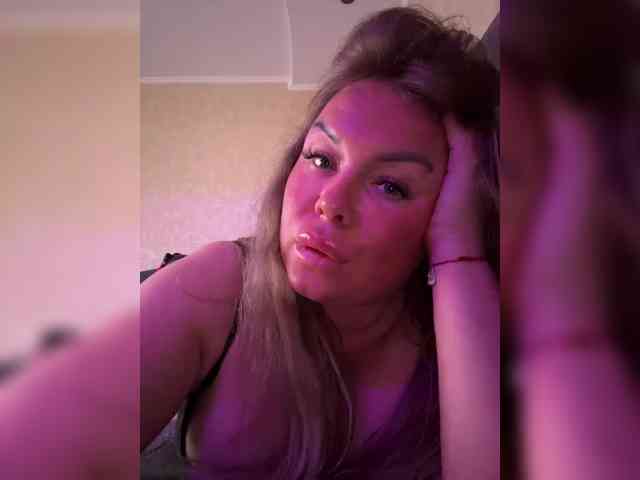 VictoriaFoxxx webcam