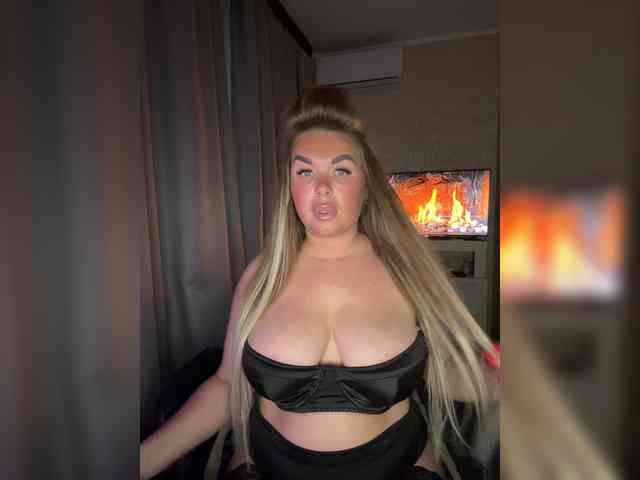 VictoriaDiamo Sex Cam Show