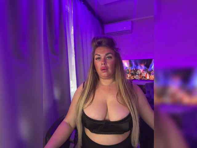 VictoriaFoxxx webcam