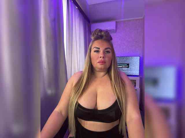 VictoriaFoxxx webcam