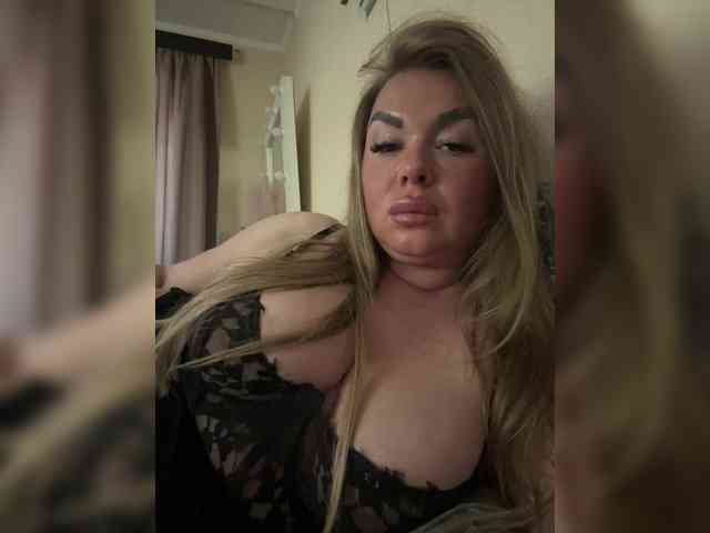 VictoriaFoxxx webcam