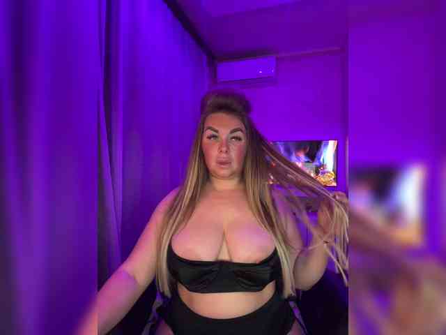 VictoriaFoxxx webcam